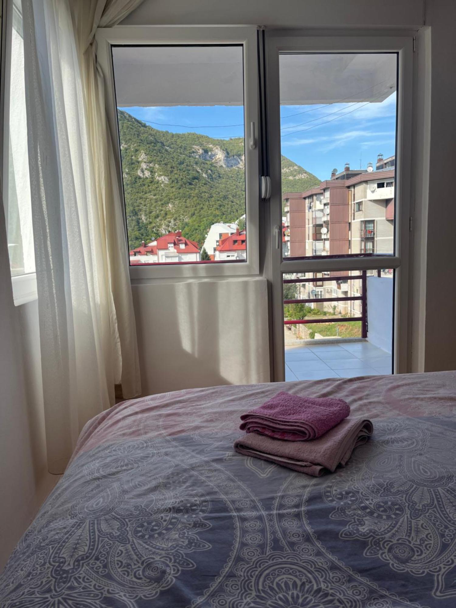 Cozy Apartment With The View Плужине Екстер'єр фото
